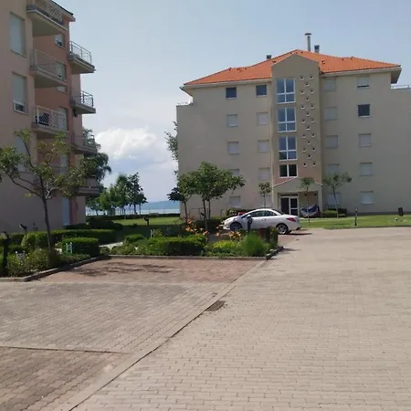 Appartamento Olivia Apartman *